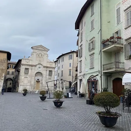 La Casa In Borgo Con Parcheggio Per Bici E Moto Privato!