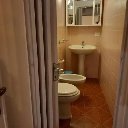 La Casa In Borgo Con Parcheggio Per Bici E Moto Privato! * 斯波莱托